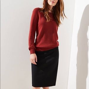 LOFT pencil skirt with zipper back. Size 6